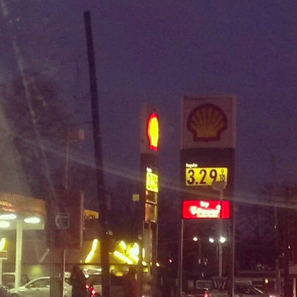 Photo taken at Shell by Bre A. on 12/20/2012