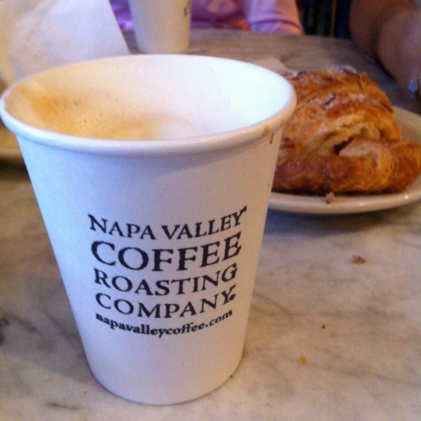 Photo taken at Napa Valley Coffee Roasting Company by Dr. N.sezgin ö. on 11/17/2014