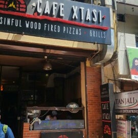 3/13/2017에 Srinivas V.님이 Cafe Xtasi에서 찍은 사진