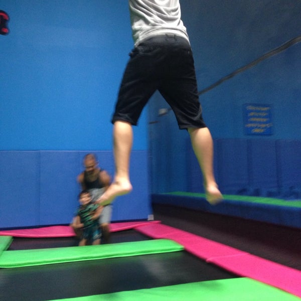 Photo taken at Bounce Trampoline Sports by Cristian G. on 7/23/2014