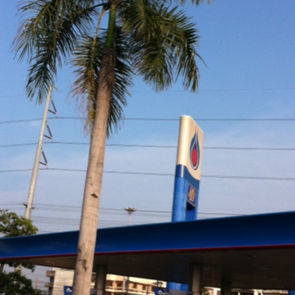 Photos at PTT & Jiffy Gas Station in Bang Mot