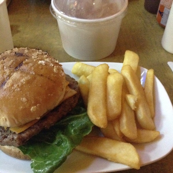 Брос бургерс. Бургеры с картошкой. Bros burgers спб. Бургербразерс заречном. Бургербразерс заречном.