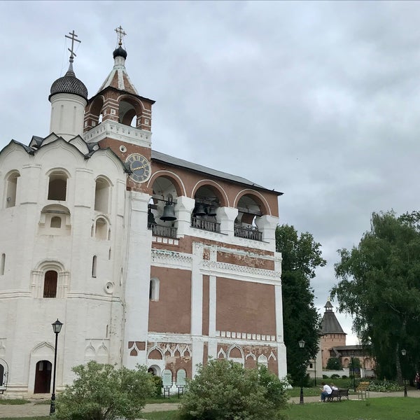 Звонница Успенского монастыря