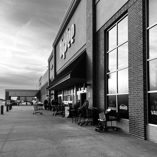 HyVee Grocery Store in Waukee