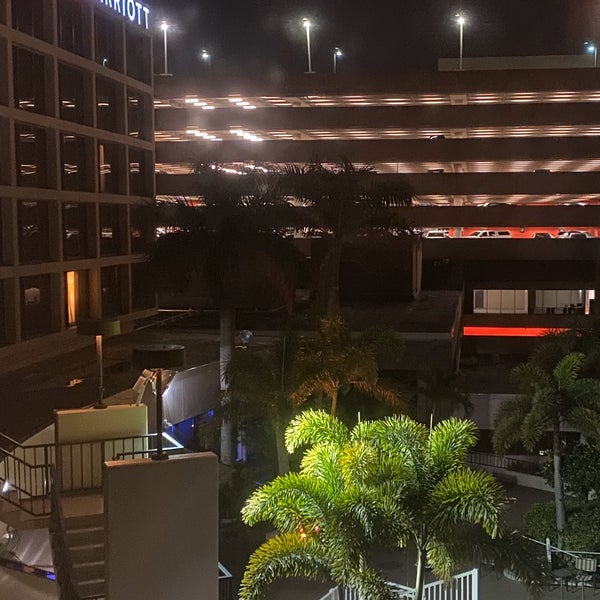 Photo taken at Tampa Airport Marriott by Austin W. on 2/8/2020