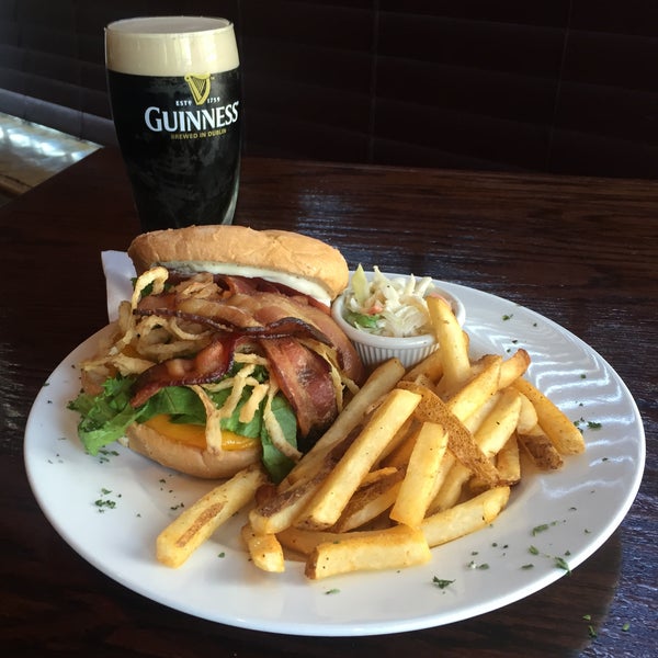 Photo taken at The Celtic House Irish Pub &amp; Restaurant by The Celtic House Irish Pub &amp; Restaurant on 11/5/2015