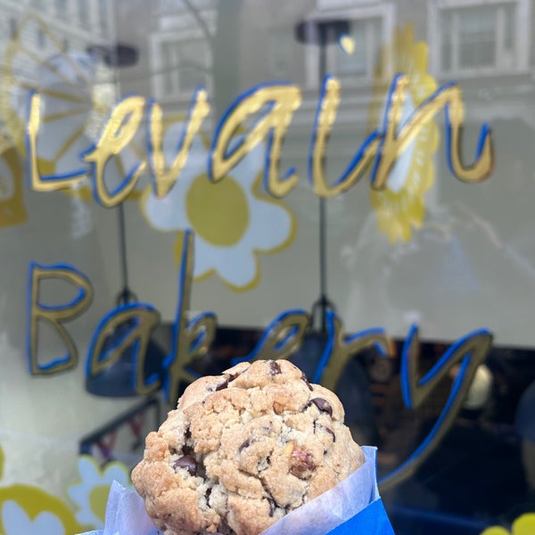 Photo taken at Levain Bakery by Livia on 3/30/2024