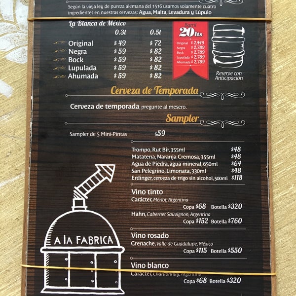 รูปภาพถ่ายที่ Cervecería La Blanca โดย Adrián M. เมื่อ 5/8/2017