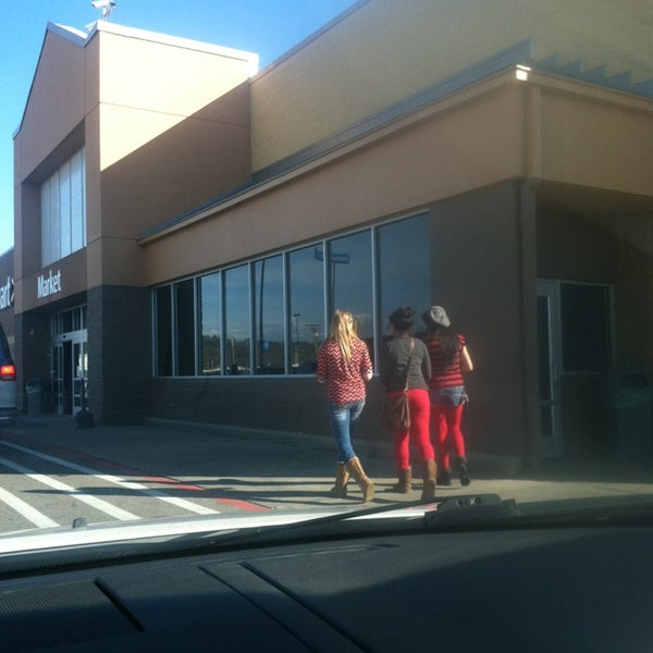 Walmart Supercenter Clarksville, AR