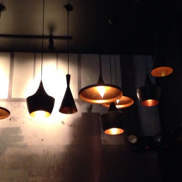 Foto scattata a Grey Bar &amp; Restaurant da David S. il 12/12/2014