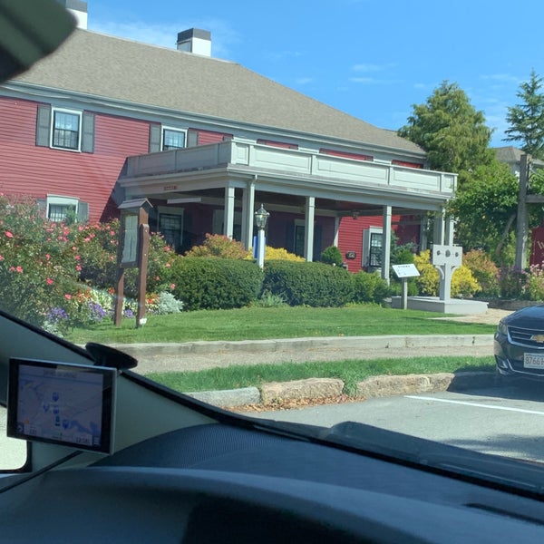 Photo taken at The Dan&#39;l Webster Inn &amp; Spa by David S. on 9/14/2019