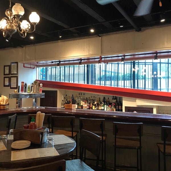 Foto diambil di Down One Bourbon Bar &amp; Restaurant oleh David S. pada 7/16/2018