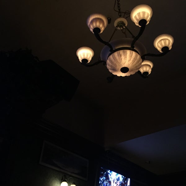 4/18/2015 tarihinde David S.ziyaretçi tarafından The Triple Crown Ale House &amp; Restaurant'de çekilen fotoğraf