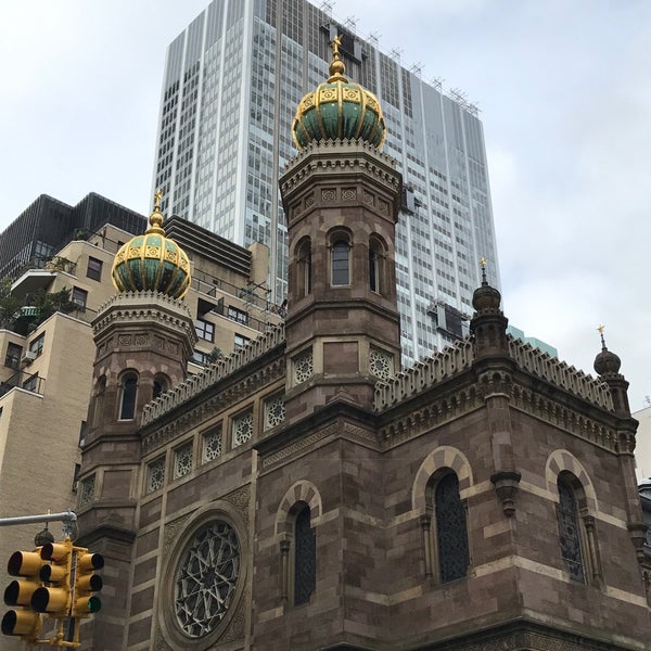 Das Foto wurde bei Central Synagogue von David S. am 9/20/2017 aufgenommen