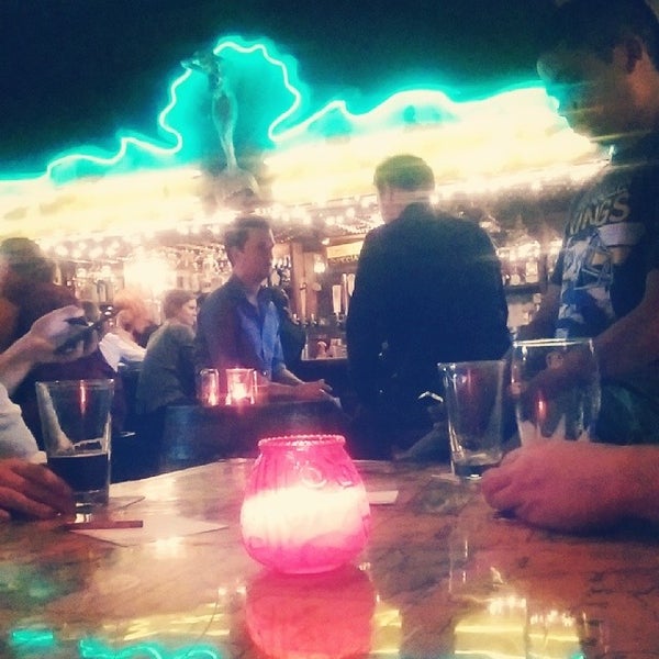 5/11/2014にMark T.がLittle Barで撮った写真