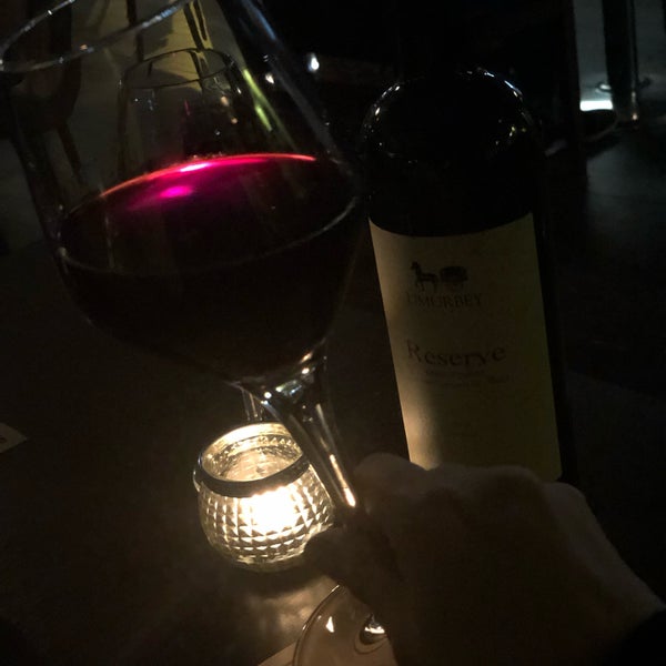 3/2/2019에 şeyma alacaçayır ❤️🍷님이 Umurbey Winehouse에서 찍은 사진