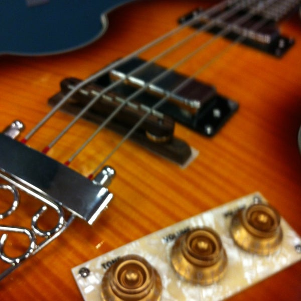 Guitar Center Orange, CT