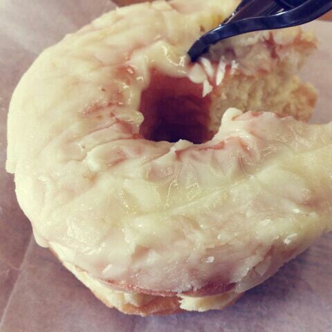 Foto tirada no(a) Dat Donut por Julia P. em 3/12/2014