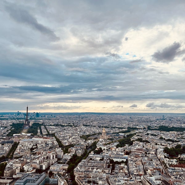 Foto scattata a Osservatorio panoramico della Tour Montparnasse da Rachel il 7/26/2023