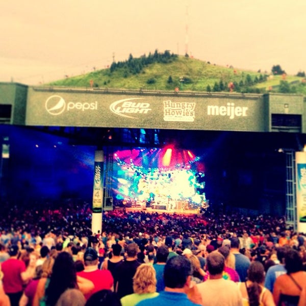 DTE Energy Music Theatre Music Venue