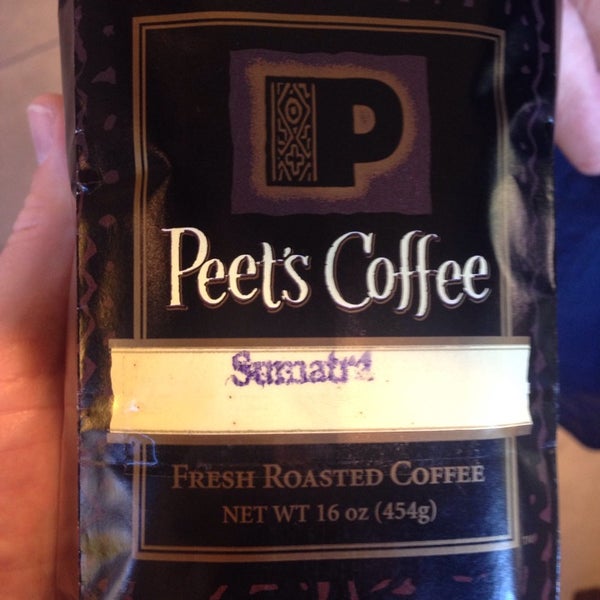 Photo taken at Peet&#39;s Coffee &amp; Tea by Shane B. on 10/19/2014