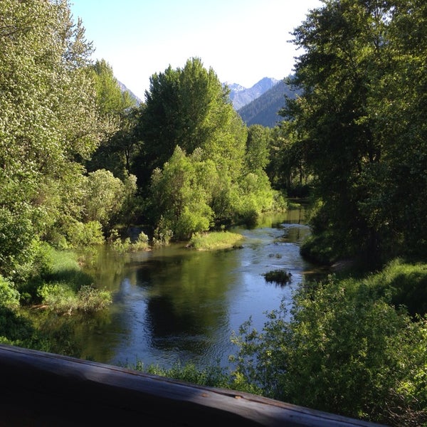 Run Of The River B & B Bed and Breakfast in Leavenworth