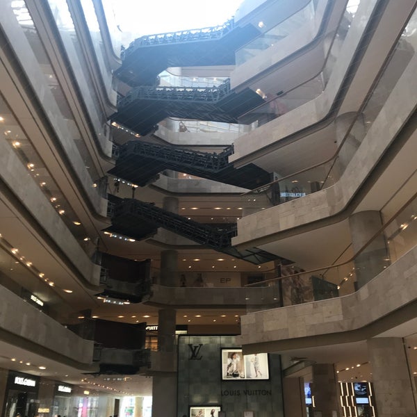 mall plaza图片