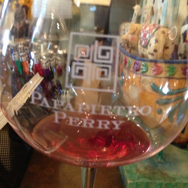 6/15/2013에 Mark G.님이 Papapietro Perry Winery에서 찍은 사진
