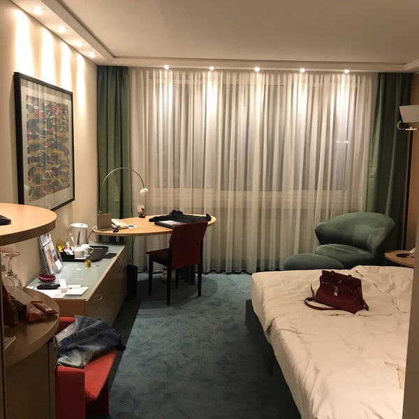 Foto scattata a Maritim proArte Hotel Berlin da Maria R. il 7/4/2019