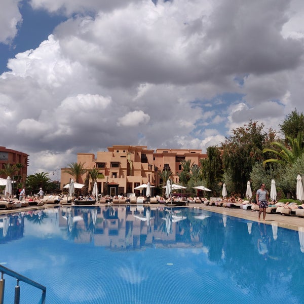 Foto diambil di Mövenpick Hotel Mansour Eddahbi Marrakech oleh Nabil pada 3/27/2019