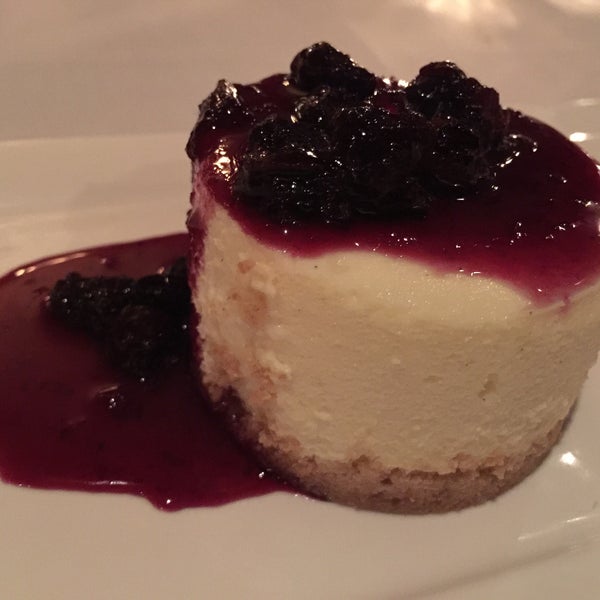 Blueberry cheesecake. They brought us a free dessert for it being our first visit there. It was ok but wasn't wowed.