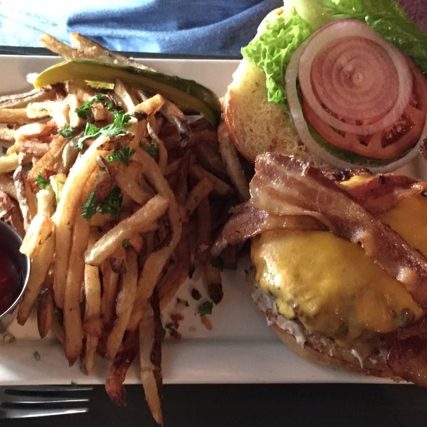 The burger is worth ordering. Nice and juicy and a two hander for sure. Bacon was really good on it too.