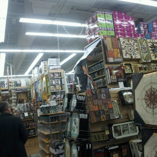 Bed Bath & Beyond 6 tips from 835 visitors