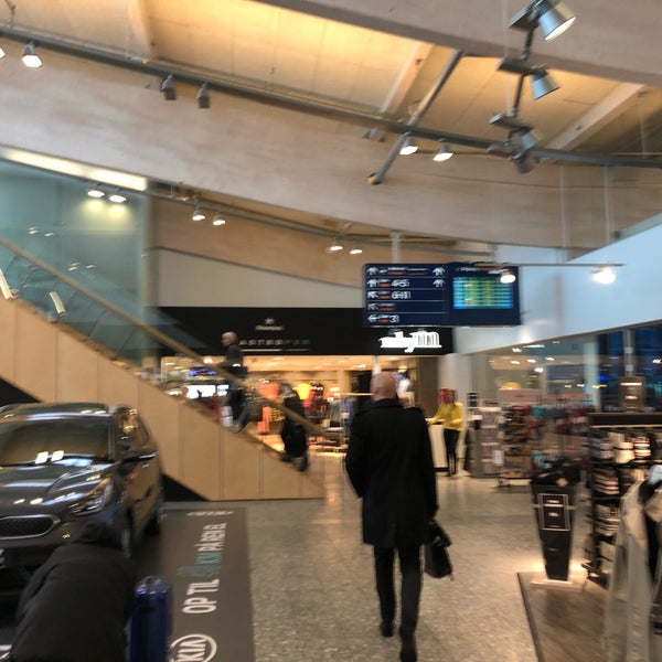 Foto scattata a Aalborg Lufthavn (AAL) da Dameon W. il 3/13/2019