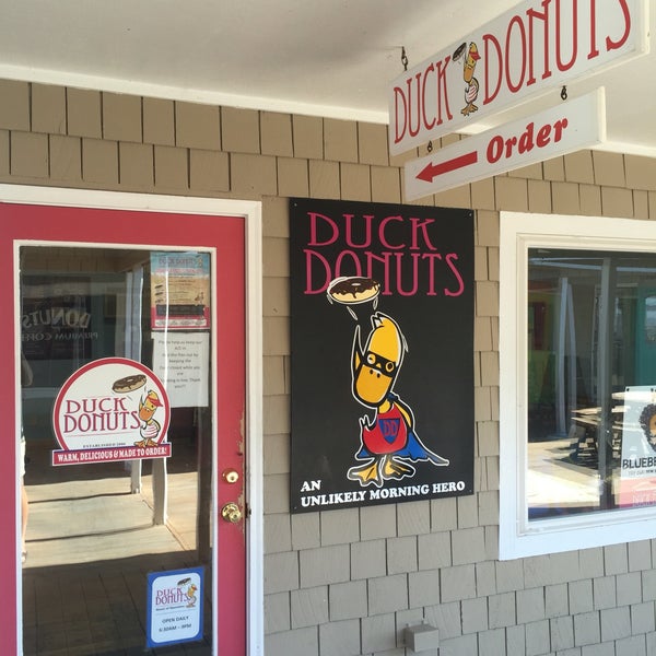 7/10/2016 tarihinde Stephen W.ziyaretçi tarafından Duck Donuts'de çekilen fotoğraf