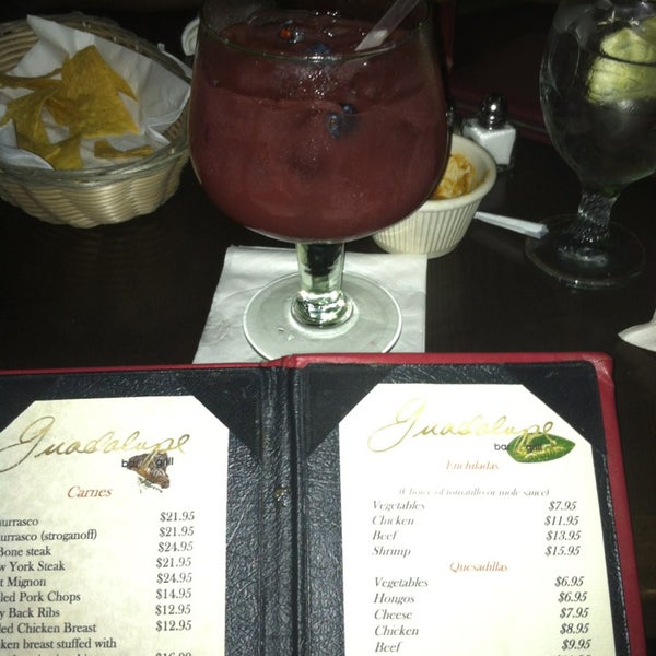 7/28/2013 tarihinde Euridice C.ziyaretçi tarafından Guadalupe Bar and Grill'de çekilen fotoğraf