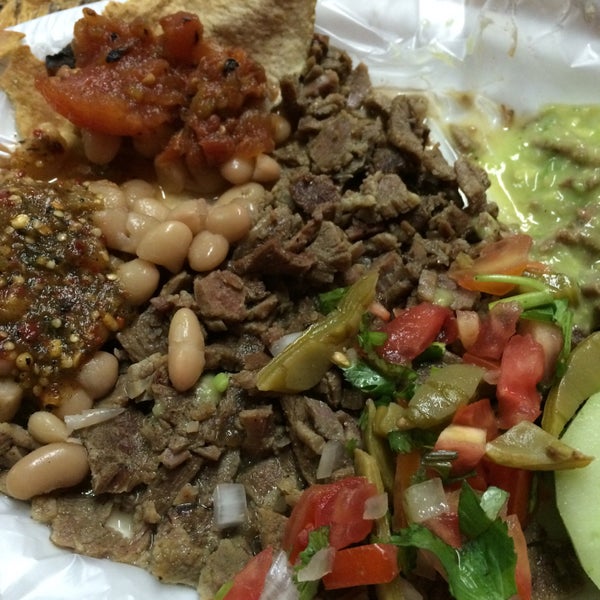 รูปภาพถ่ายที่ Tacos de Sonora y Antojería โดย Axa Gozadero เมื่อ 3/26/2015