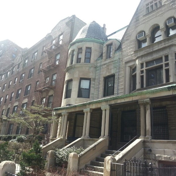 Clinton Hill Neighborhood in Brooklyn