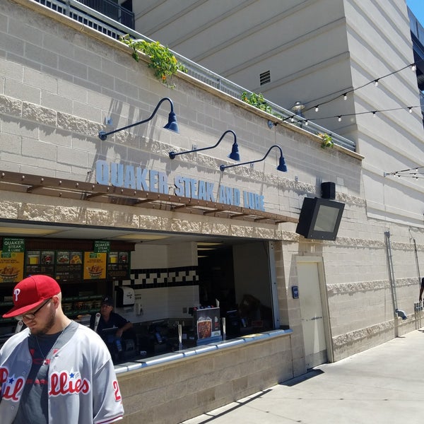 Quaker Steak & Lube® Northshore Pittsburgh, PA