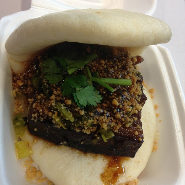 Бао с маскарпоне и бананом. Bao c. Bao c. Bao c. Bao c.