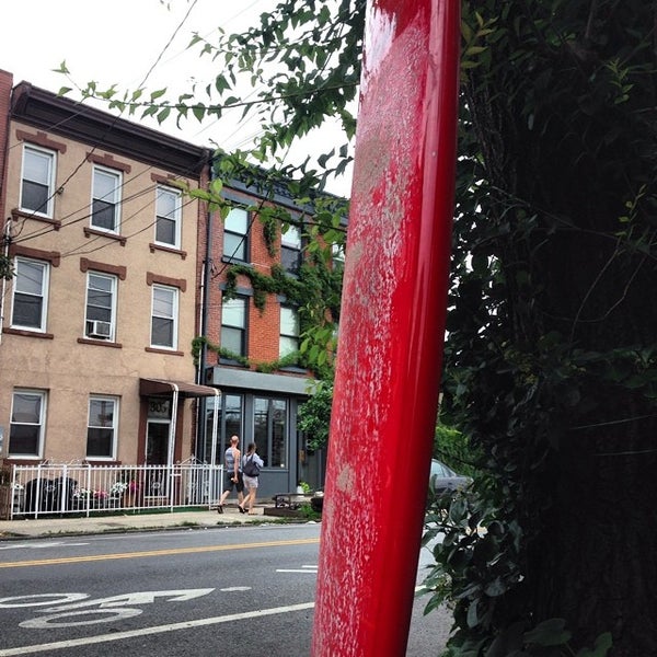 7/26/2014 tarihinde Ryan I.ziyaretçi tarafından Brooklyn Slate Company'de çekilen fotoğraf
