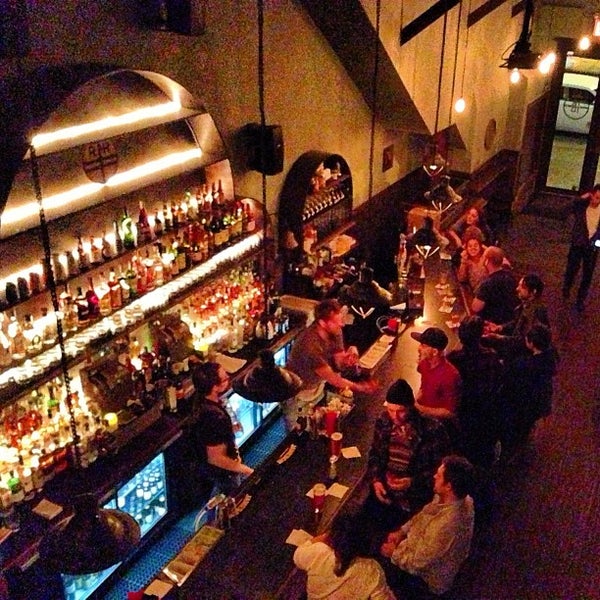 1/31/2013にRyan I.がPassenger Barで撮った写真