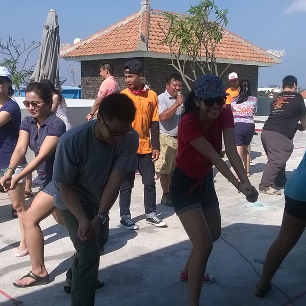 The best Place for Team Building at Rooftop of Hotel Neo+ Kuta Legian.