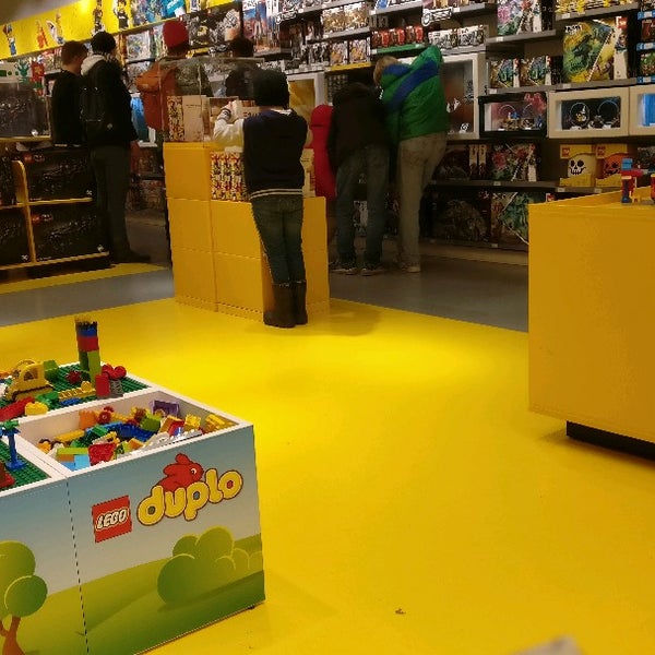 Photos At Lego Store 1 Tip From 219 Visitors
