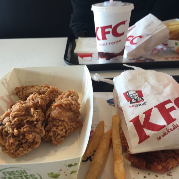 Адлер тц плаза кфс. Кфс ресторан красная пресня. Кфс обнинск плаза. Kfc центральный рынок. Кфс люсиновская.