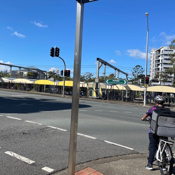 Indooroopilly Railway Station Rail Station in Indooroopilly