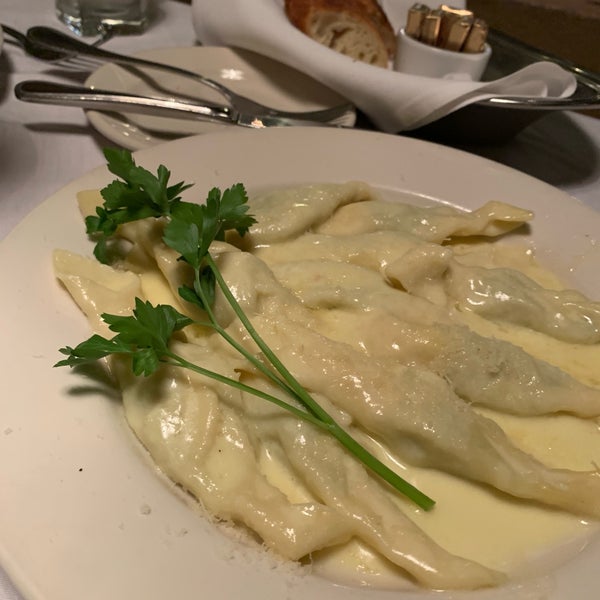 Das Foto wurde bei Jack &amp; Giulio&#39;s Italian Restaurant von Miwako am 12/12/2018 aufgenommen