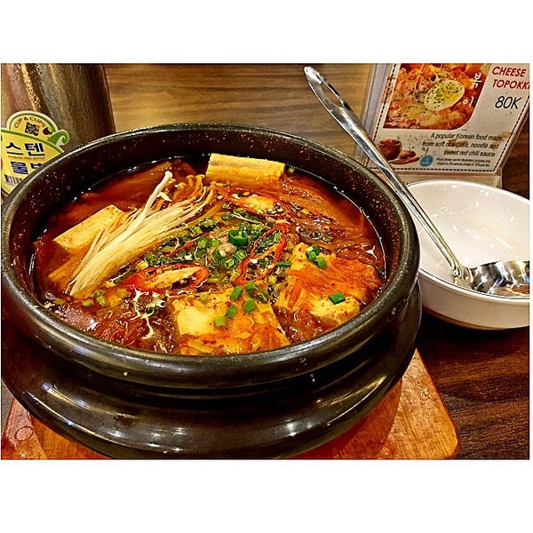 Photo taken at Dae Bak Korean BBQ Restaurant by Taufik N. on 3/26/2015