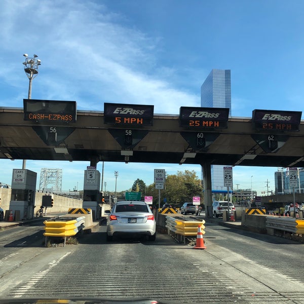 Photos at Washington Bridge Toll Plaza 41 tips from 9385 visitors