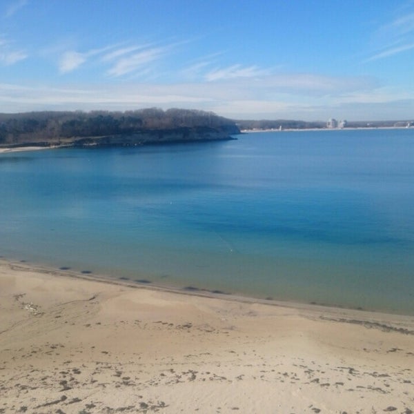 Китен столики в море